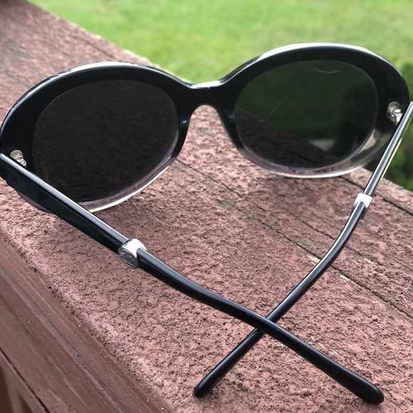 Vintage Chanel Sunglasses - Picture 7 of 9